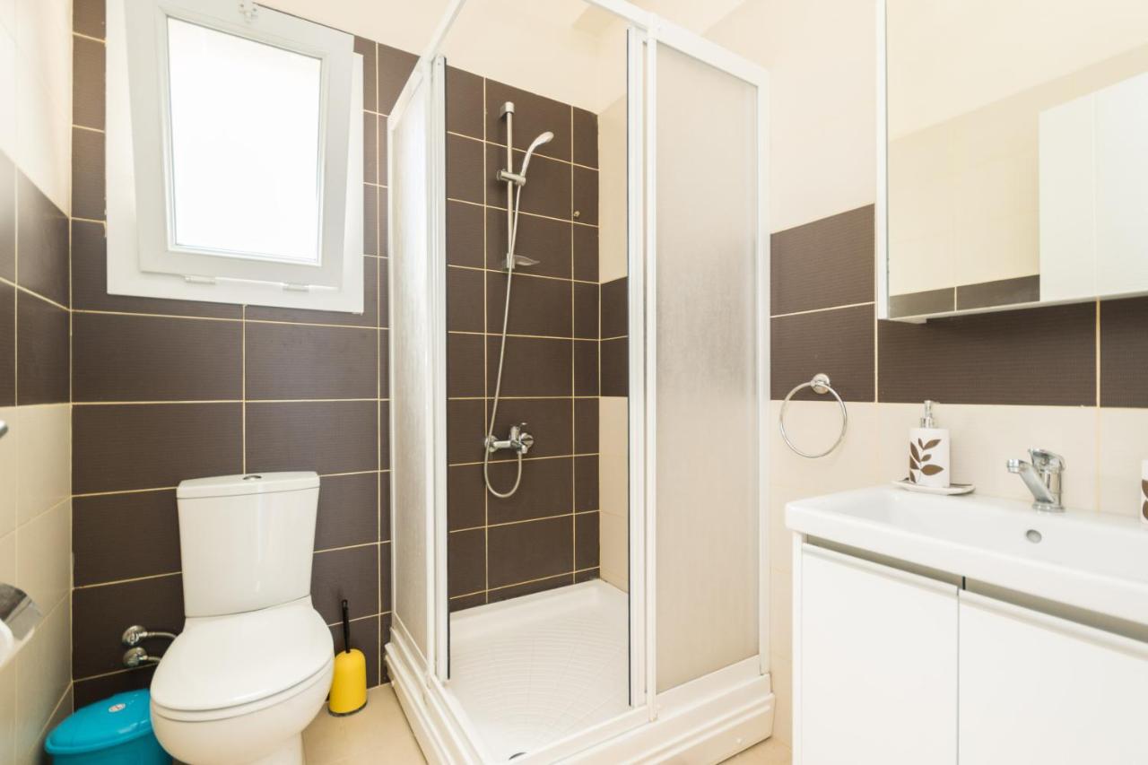 Spacious Two-Bedroom Apartment In Amazing Residence Escape Homes Kerýnia Eksteriør bilde