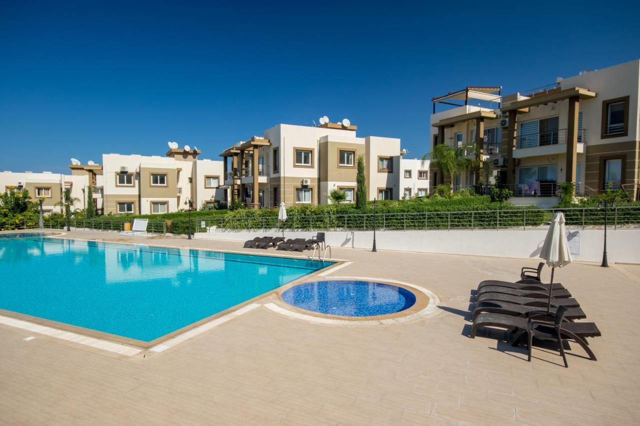 Spacious Two-Bedroom Apartment In Amazing Residence Escape Homes Kerýnia Eksteriør bilde